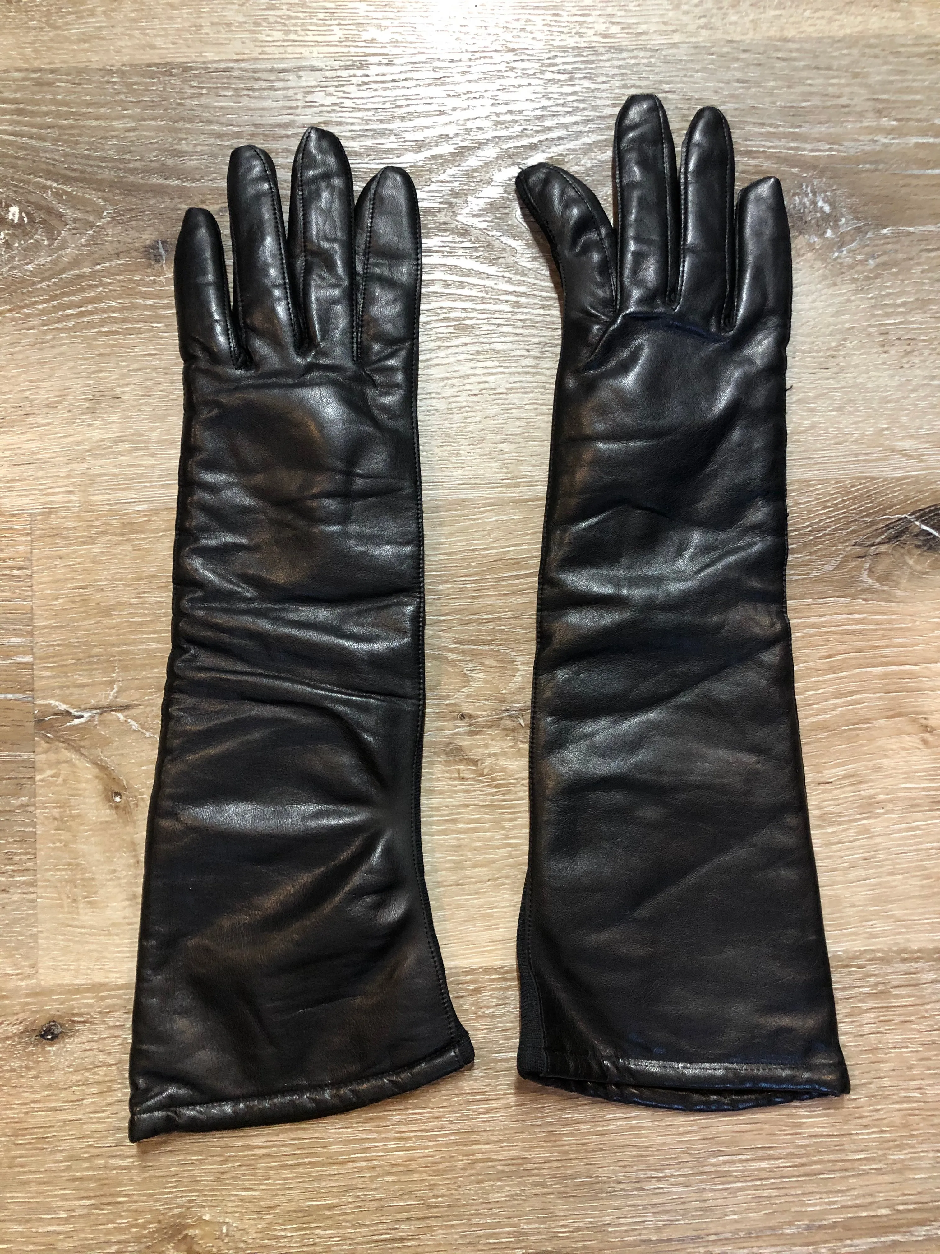 Black Leather Three-Quarter Length Gloves with Stretch SOLD