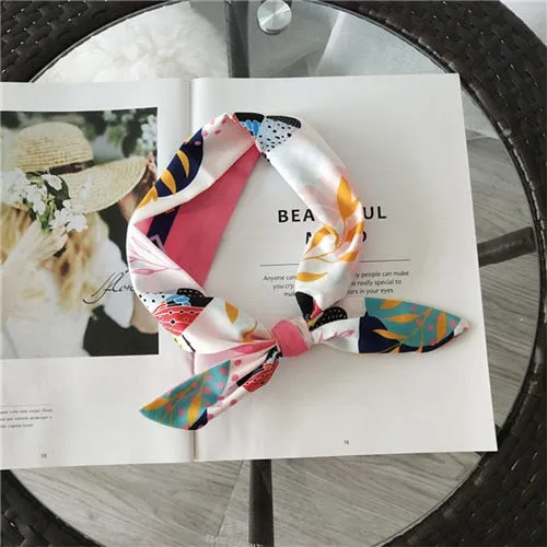 Japanese and Korean style retro sweetness Cat butterfly Shantou Carrot pattern cute simple fashionable elegant headkerchief