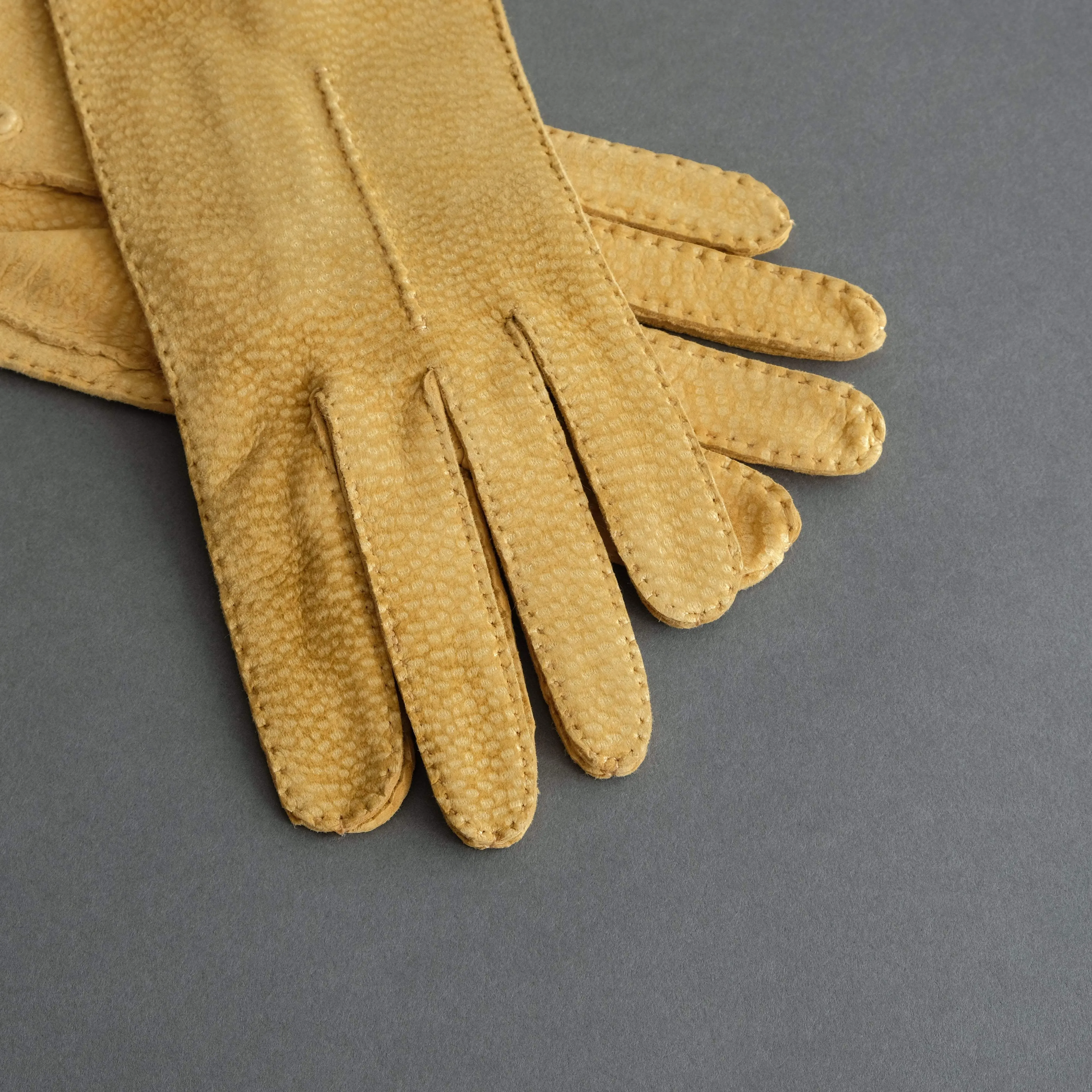 Ladies Dress Gloves from Mustard Carpincho Leather